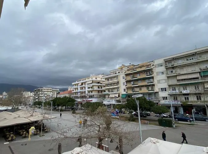 On The Square * Kalamata